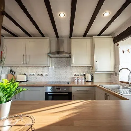 Garth Cottage, Castle Carrock, Family Friendly With Hot Tub And Views Castle Carrock