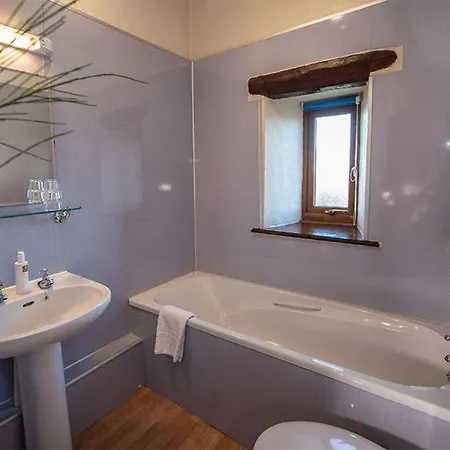 Nyaraló Garth Cottage, Castle Carrock, Family Friendly With Hot Tub And Views