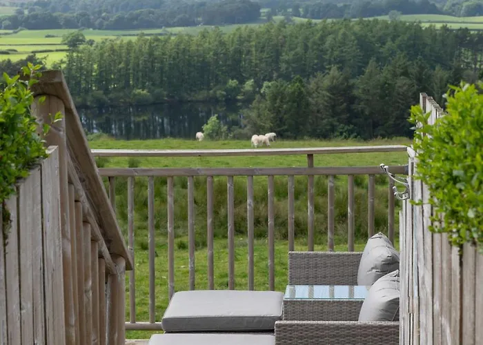 Garth Cottage, Castle Carrock, Family Friendly With Hot Tub And Views