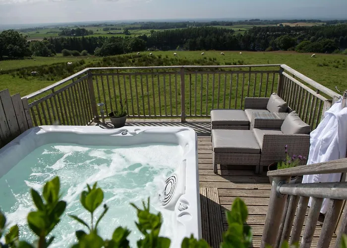 Garth Cottage, Castle Carrock, Family Friendly With Hot Tub And Views Castle Carrock