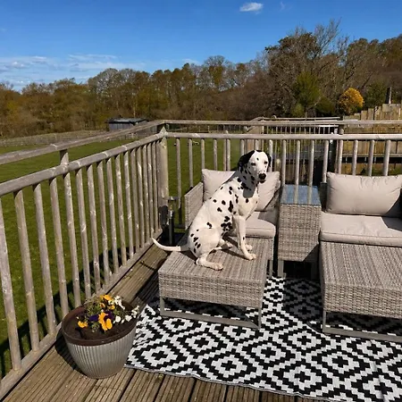 Garth Cottage, Castle Carrock, Family Friendly With Hot Tub And Views *